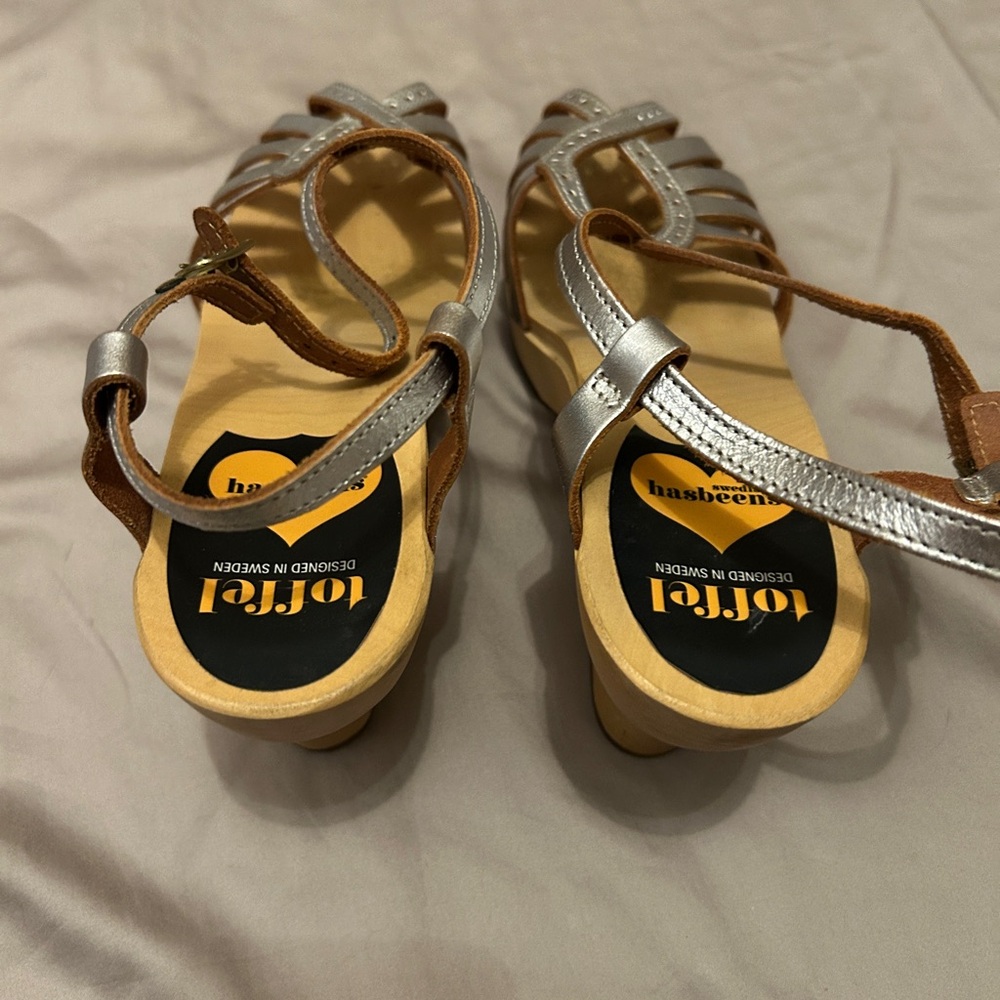 Swedish Hasbeens silver leather wooden clog sandals Size 7.5 - Picture 4 of 11